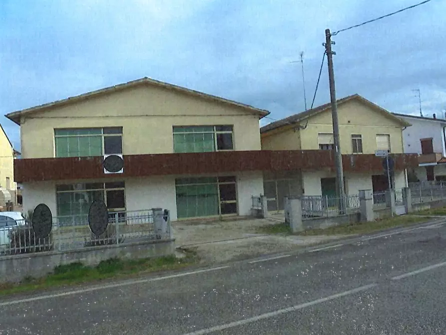 locale di sgombero in vendita a Riva del Po in zona Ro