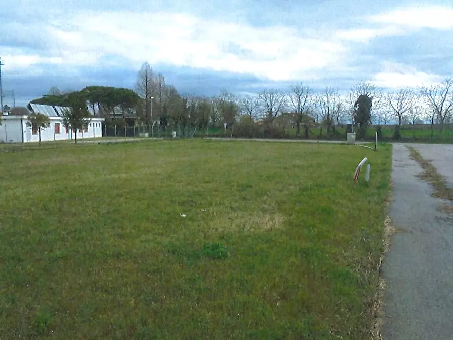 terreno edificabile in vendita a Riva del Po