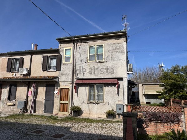 casa indipendente in vendita a Riva del Po in zona Ro
