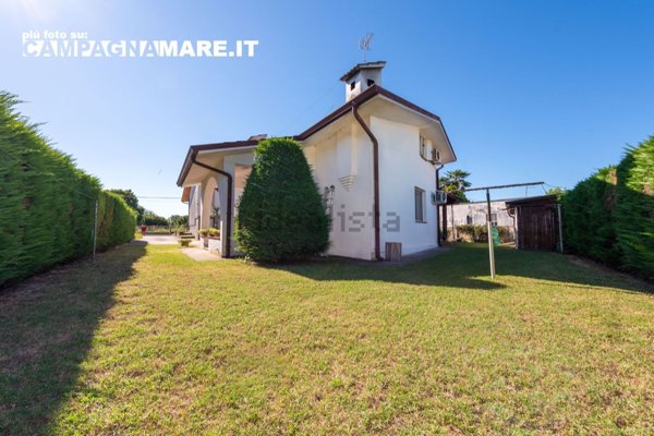 casa indipendente in vendita a Riva del Po