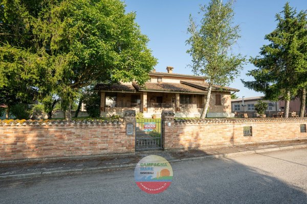 casa indipendente in vendita a Riva del Po
