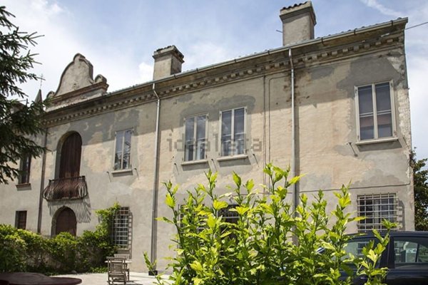 casa indipendente in vendita a Riva del Po