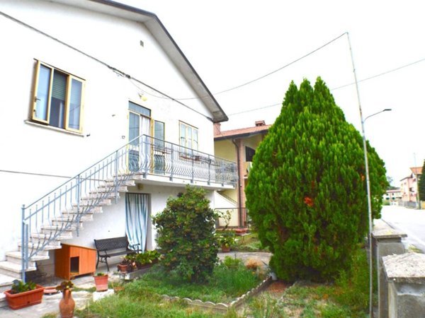 casa indipendente in vendita a Riva del Po in zona Ro