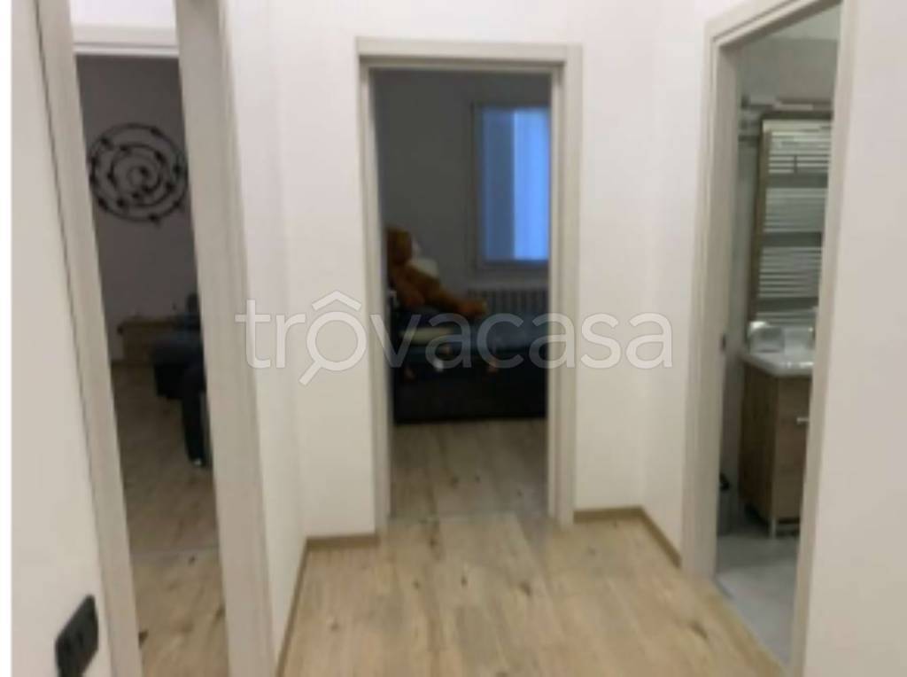 negozio in vendita a Riva del Po in zona Berra