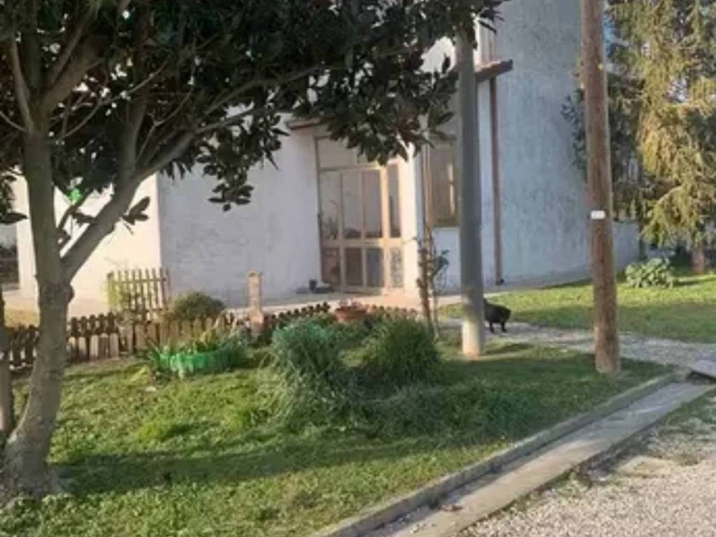 casa indipendente in vendita a Riva del Po