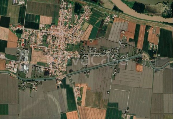 appartamento in vendita a Riva del Po in zona Berra