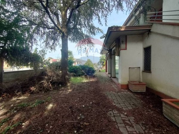 casa indipendente in vendita a Riva del Po in zona Berra