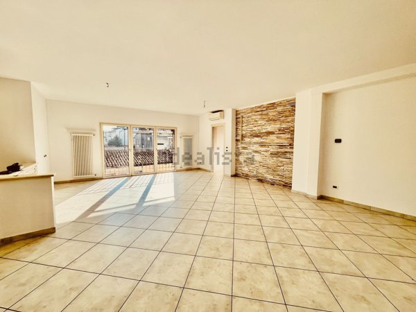 appartamento in vendita a Riva del Po in zona Serravalle