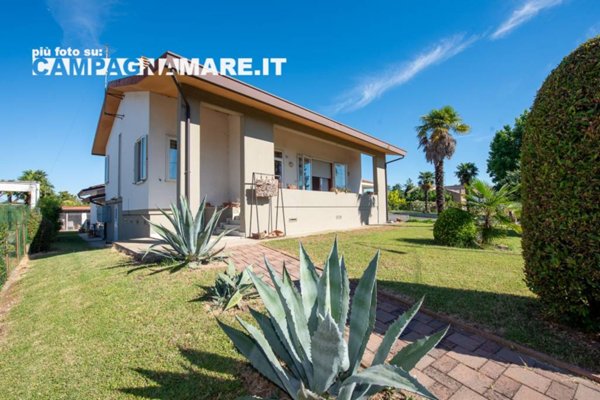 casa indipendente in vendita a Riva del Po