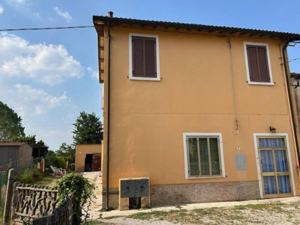 casa indipendente in vendita a Riva del Po in zona Ro