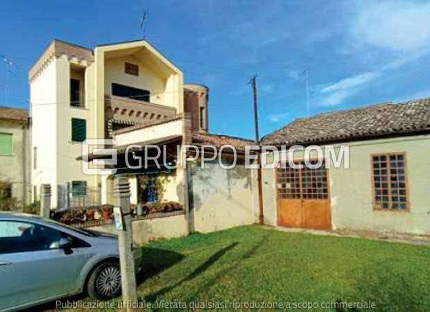 appartamento in vendita a Riva del Po