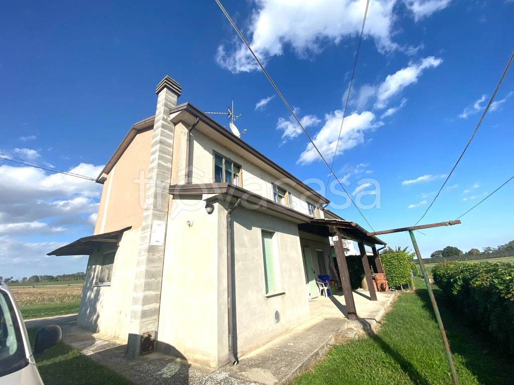 casa indipendente in vendita a Riva del Po in zona Cologna