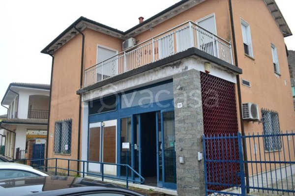 negozio in vendita a Riva del Po in zona Cologna