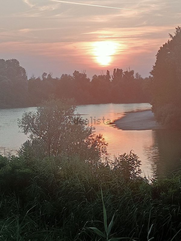 casa indipendente in vendita a Riva del Po