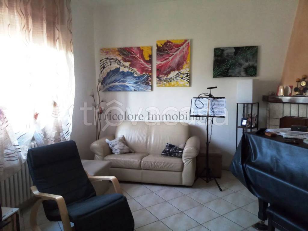 casa indipendente in vendita a Riva del Po