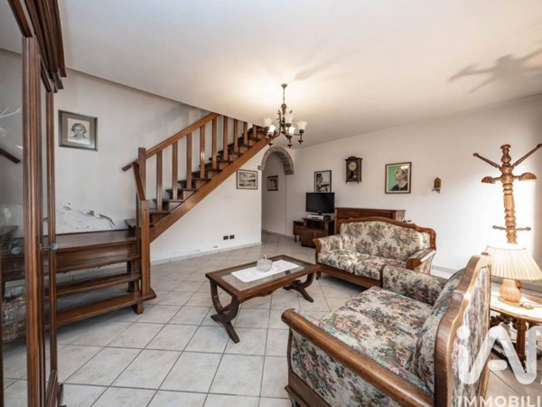 casa indipendente in vendita a Riva del Po in zona Serravalle