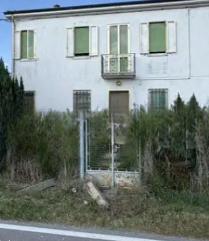 casa indipendente in vendita a Riva del Po