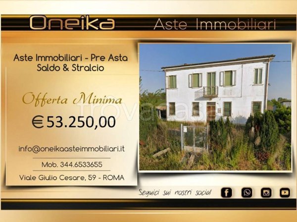 casa indipendente in vendita a Riva del Po