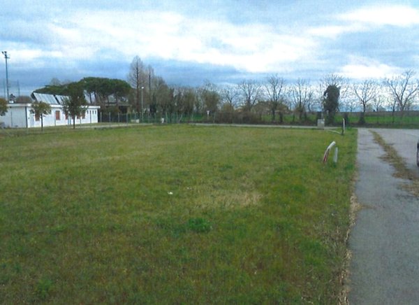 terreno edificabile in vendita a Riva del Po