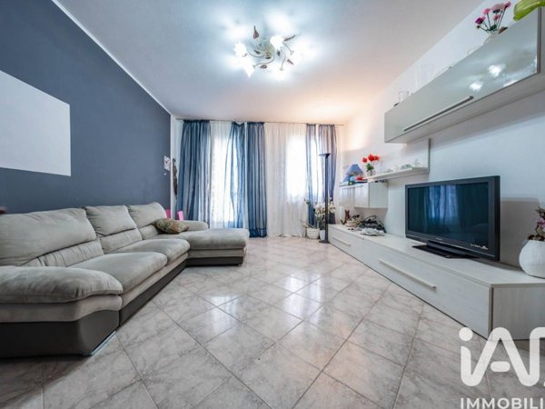 casa indipendente in vendita a Riva del Po