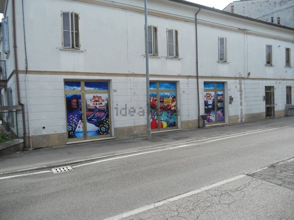 quadrivano in vendita a Riva del Po in zona Ro