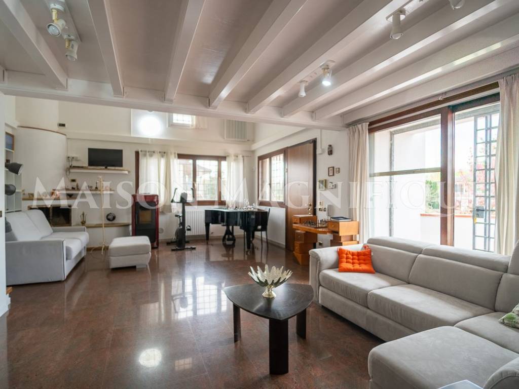 casa indipendente in vendita a Riva del Po