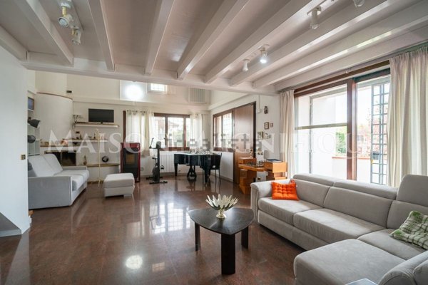 casa indipendente in vendita a Riva del Po