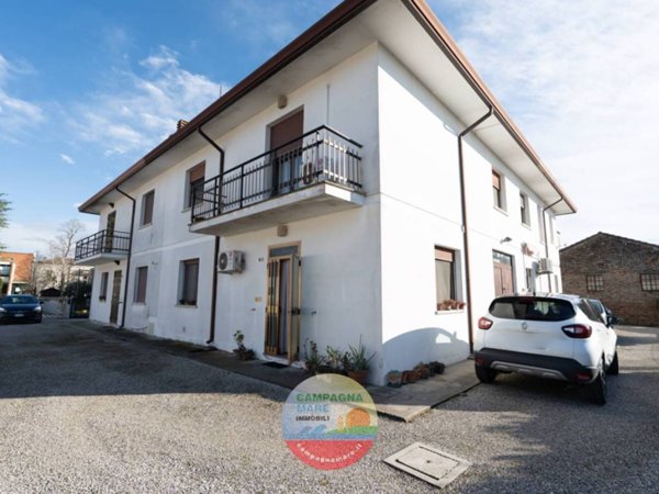 casa indipendente in vendita a Riva del Po in zona Berra