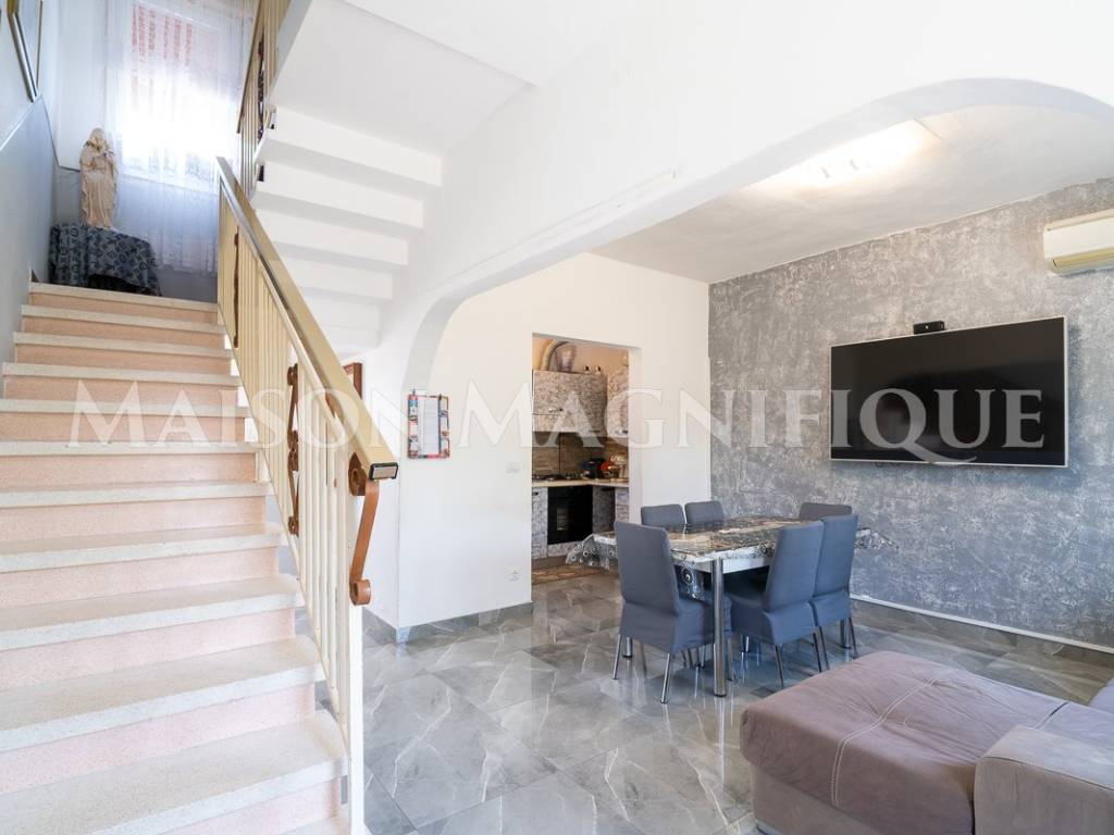 casa indipendente in vendita a Riva del Po in zona Berra