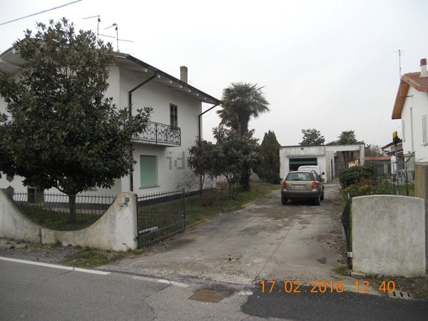 casa indipendente in vendita a Riva del Po in zona Berra