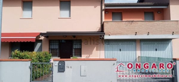 casa indipendente in vendita a Riva del Po in zona Berra