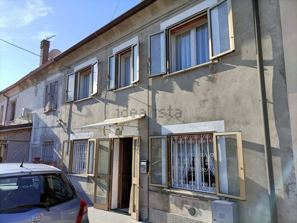 quadrivano in vendita a Riva del Po