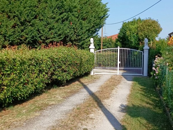 casa indipendente in vendita a Riva del Po in zona Serravalle