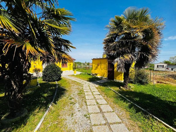 casa indipendente in vendita a Riva del Po in zona Serravalle