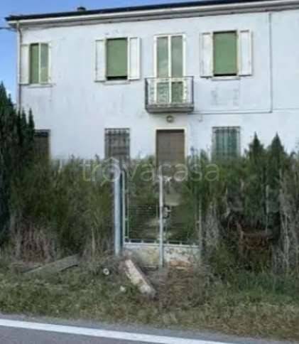 casa indipendente in vendita a Riva del Po