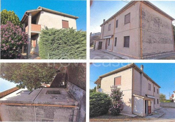 casa indipendente in vendita a Riva del Po