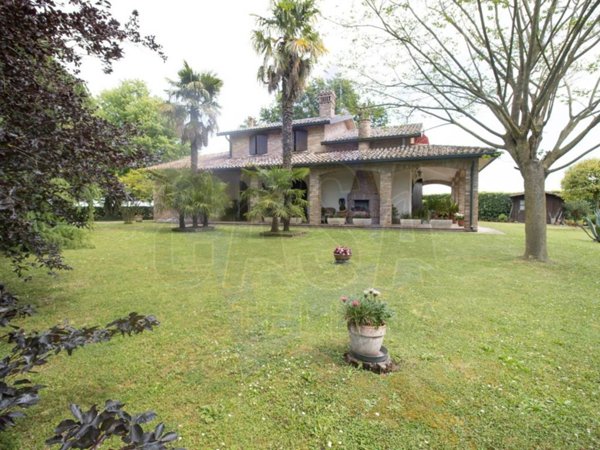 casa indipendente in vendita a Riva del Po in zona Cologna