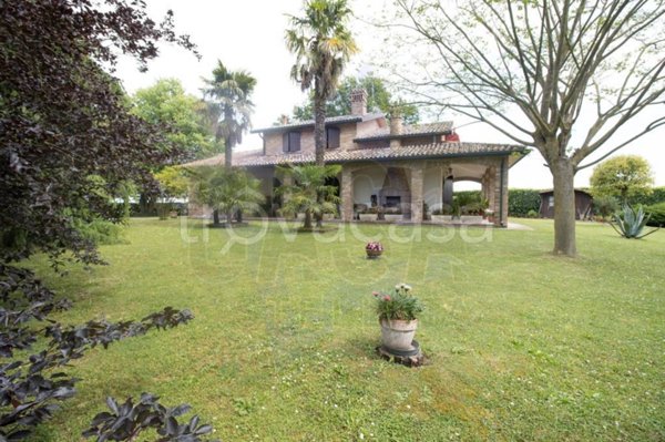 casa indipendente in vendita a Riva del Po in zona Cologna