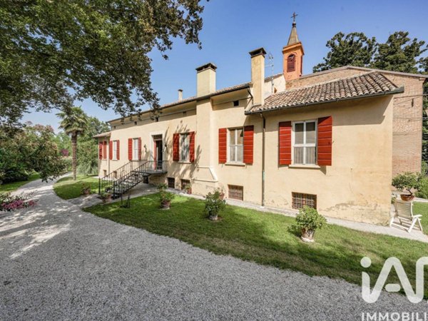 villa in vendita a Riva del Po in zona Ro