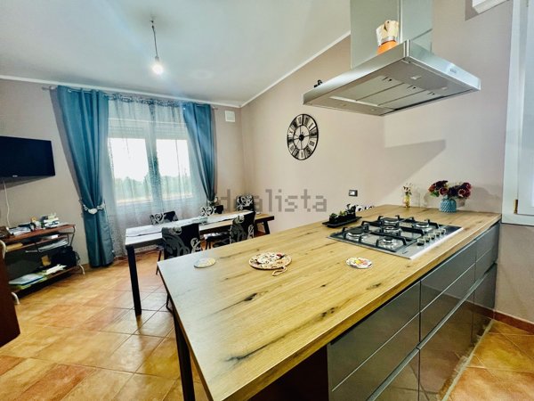 casa indipendente in vendita a Riva del Po in zona Berra