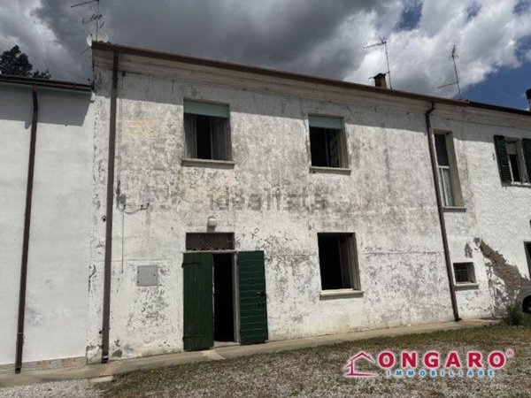 casa indipendente in vendita a Riva del Po in zona Cologna