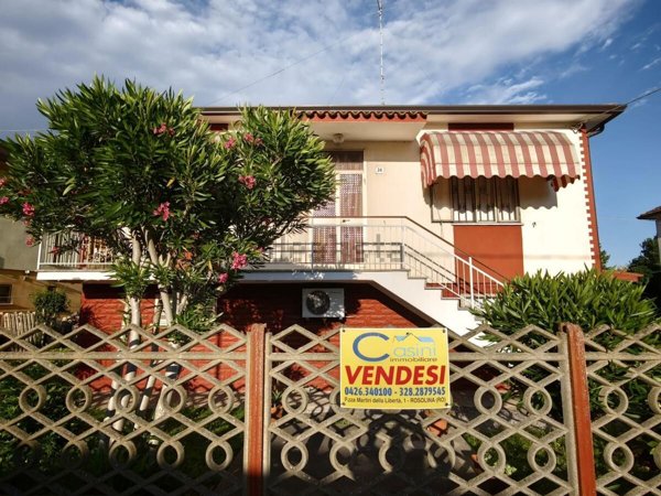 casa indipendente in vendita a Riva del Po in zona Serravalle