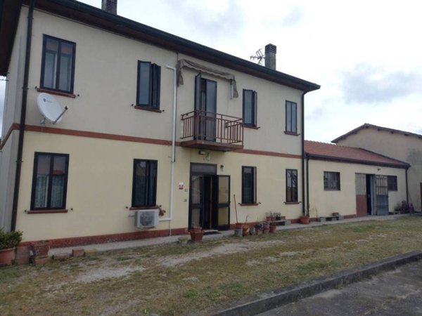 casale in vendita a Riva del Po in zona Cologna