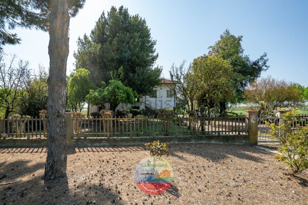 casa indipendente in vendita a Riva del Po in zona Berra