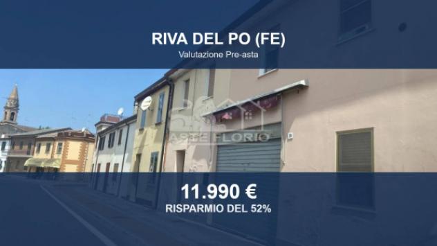 negozio in vendita a Riva del Po in zona Ro