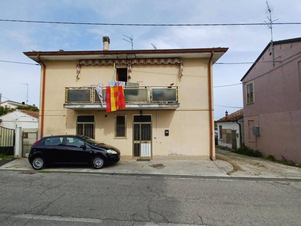casa indipendente in vendita a Riva del Po in zona Berra