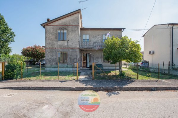 casa indipendente in vendita a Riva del Po in zona Berra