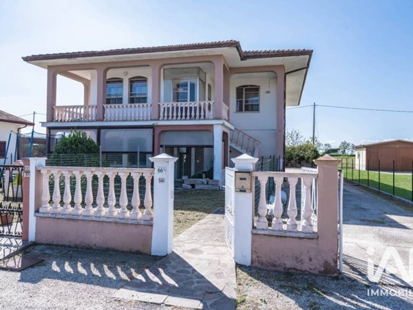 appartamento in vendita a Riva del Po in zona Berra
