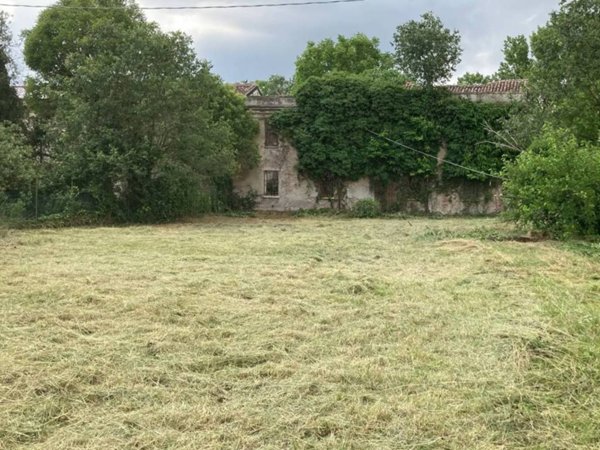 terreno agricolo in vendita a Tresignana in zona Tresigallo