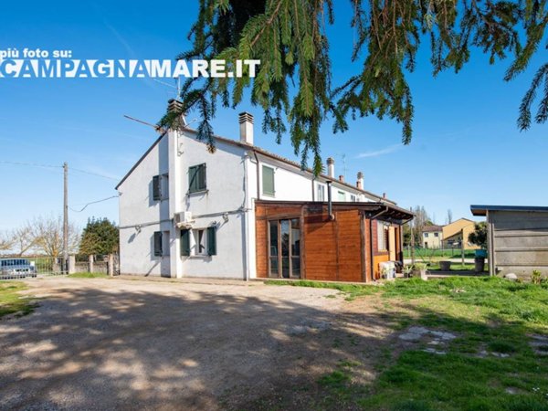 casa indipendente in vendita a Tresignana in zona Tresigallo
